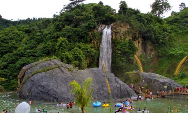 Curug-Bidadari